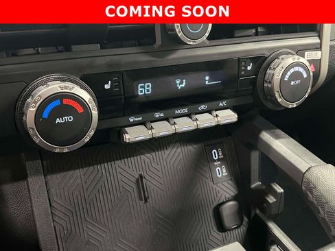 Used 2024 Toyota Tacoma TRD Off-Road AWD/4WD image 20