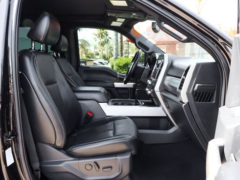 Used 2022 Ford F250 Lariat w/ Black Appearance Package AWD/4WD image 45