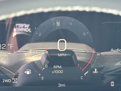 New 2026 GMC Acadia Denali w/ Super Cruise Package AWD/4WD image 17