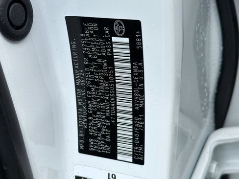 Certified 2025 Toyota Camry LE image 26