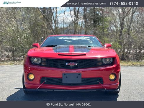 Used 2010 Chevrolet Camaro SS w/ RS Package RWD image 4