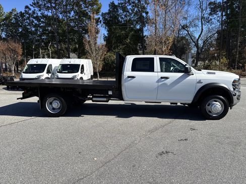 New 2025 RAM 5500 Tradesman image 9
