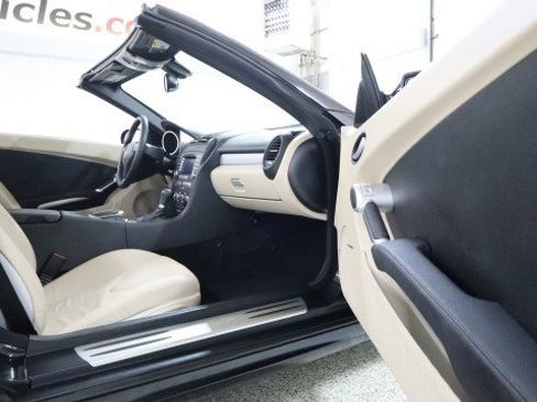 Used 2008 Mercedes-Benz SLK 280 image 10