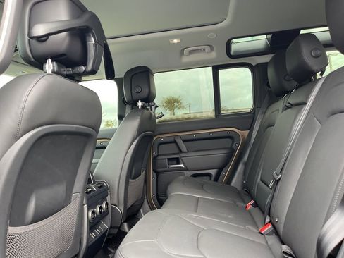 New 2026 Land Rover Defender 110 S AWD/4WD image 5