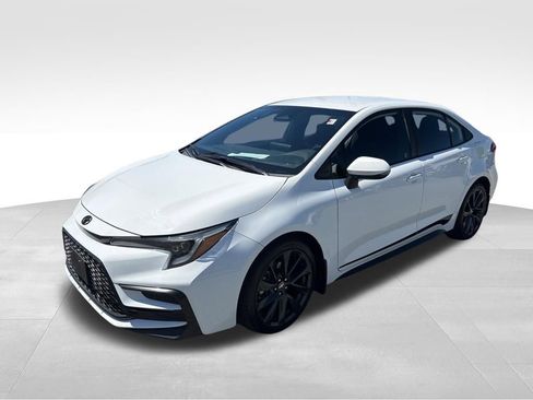 Used 2024 Toyota Corolla SE image 28