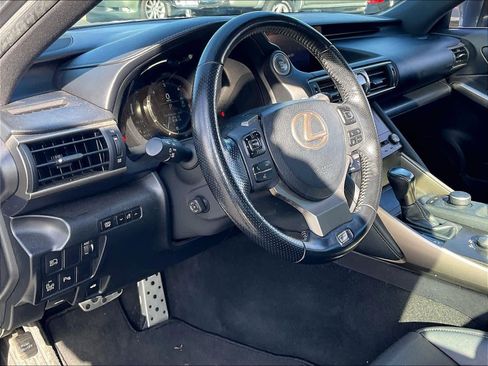 Used 2018 Lexus IS 300 F Sport image 15