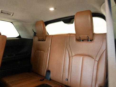 Used 2023 INFINITI QX60 Sensory w/ Vision Package FWD image 24