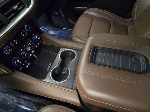 Used 2023 Chevrolet Tahoe High Country image 27