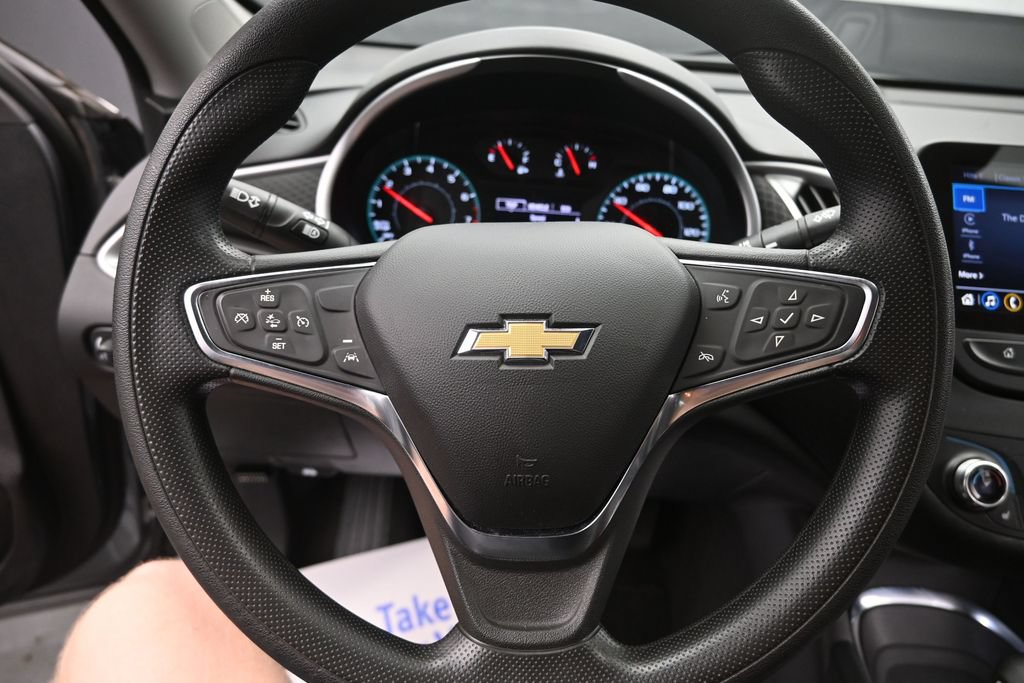 Used 2025 Chevrolet Malibu LT FWD image 29