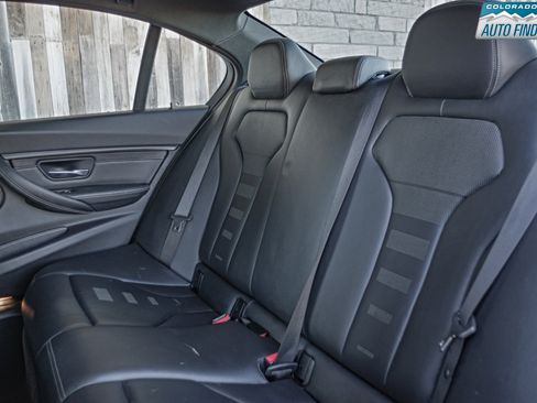 Used 2018 BMW M3 image 25