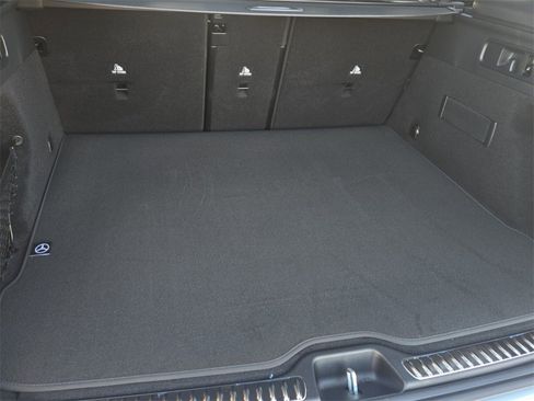 New 2026 Mercedes-Benz GLC 300 image 10