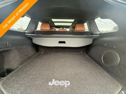 Used 2018 Jeep Grand Cherokee Summit w/ Platinum Series Group AWD/4WD image 32