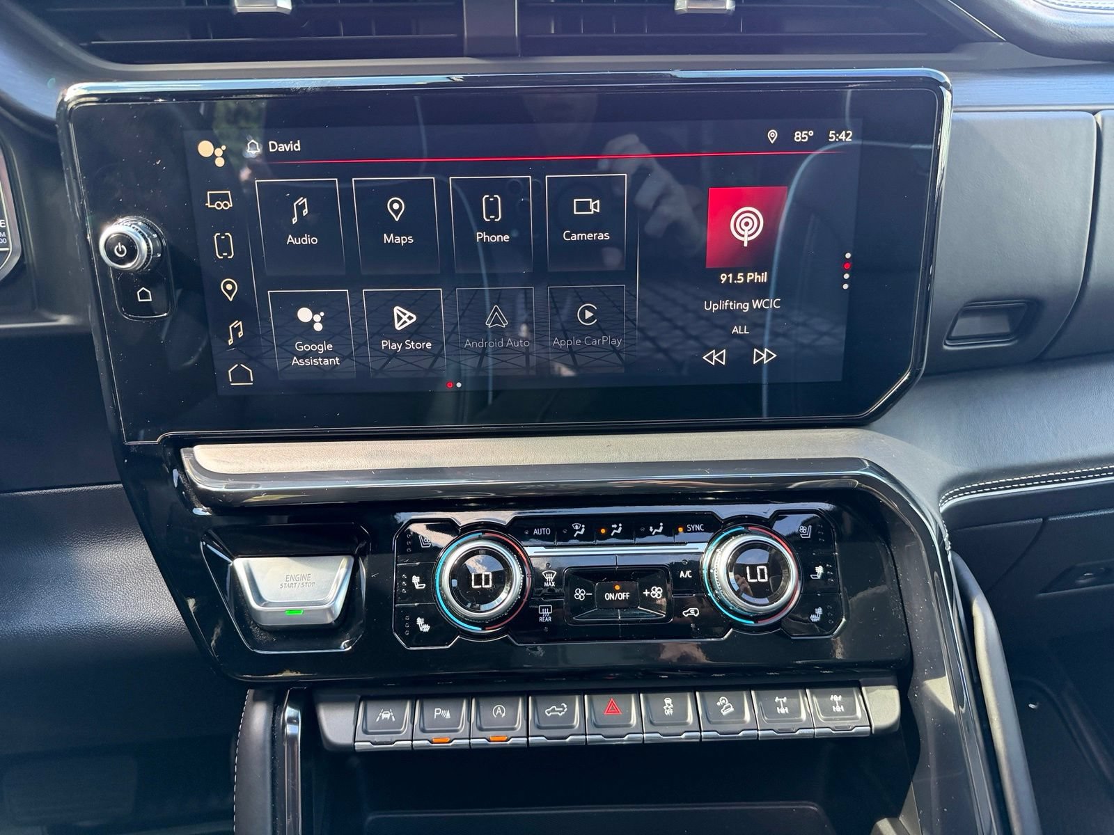 Used 2024 GMC Sierra 1500 AT4X AWD/4WD image 18