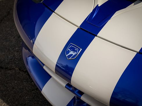 Used 1997 Dodge Viper GTS image 9