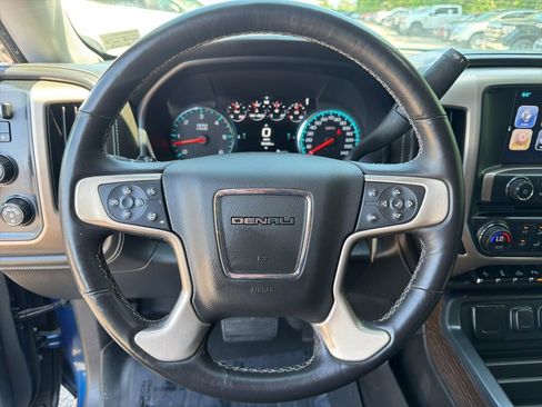 Used 2017 GMC Sierra 1500 Denali w/ Denali Ultimate Package AWD/4WD image 17