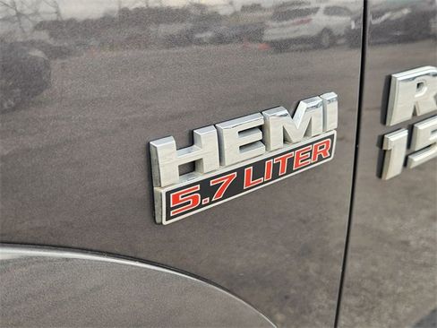 Used 2016 RAM 1500 Laramie w/ Convenience Group image 8