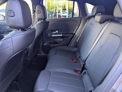 New 2025 Mercedes-Benz GLA 250 4MATIC image 14