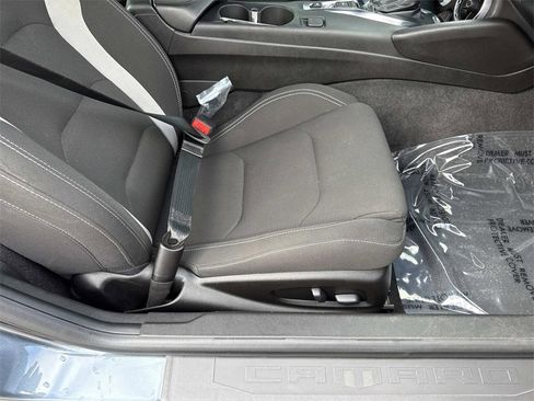 Used 2021 Chevrolet Camaro LT image 26