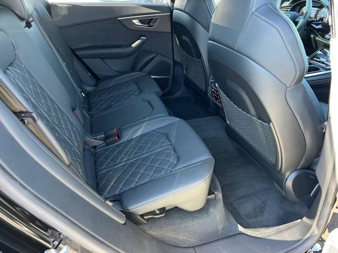 Certified 2025 Audi SQ8 Premium Plus image 15