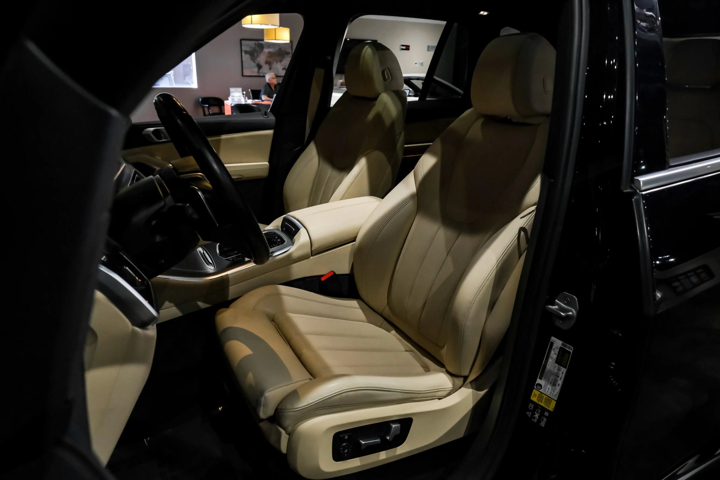 Used 2019 BMW X5 xDrive40i w/ Convenience Package AWD/4WD image 26