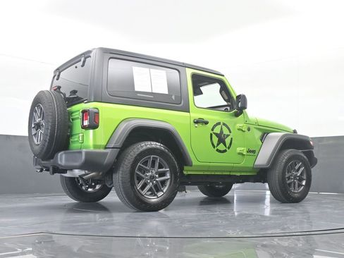 Used 2025 Jeep Wrangler Sport image 52