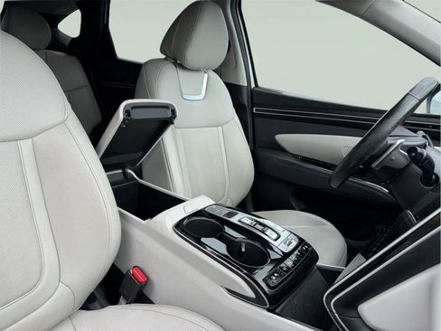 Used 2022 Hyundai Tucson Limited FWD image 24
