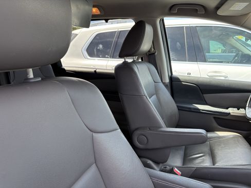 Used 2016 Honda Odyssey EX-L image 35
