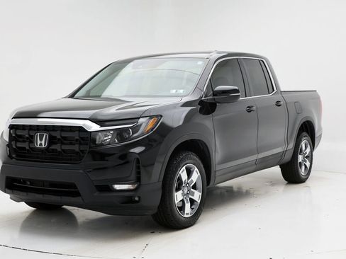 Used 2025 Honda Ridgeline RTL image 2