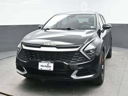 Used 2024 Kia Sportage LX AWD/4WD image 2