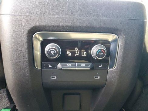 Used 2021 Chevrolet Tahoe RST w/ Luxury Package RWD image 11