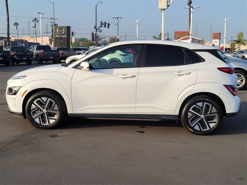 Used 2022 Hyundai Kona SEL w/ Convenience Package image 28