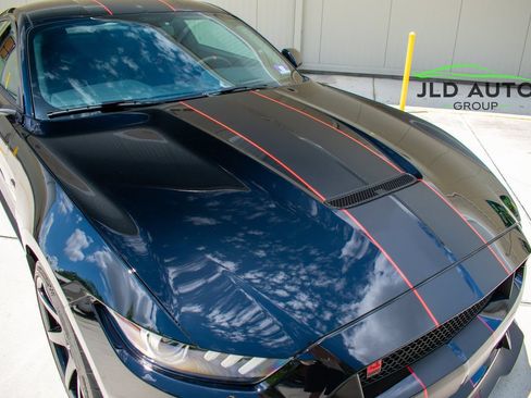 Used 2019 Ford Mustang Shelby GT350R w/ GT350R Equipment Group 920A RWD image 31