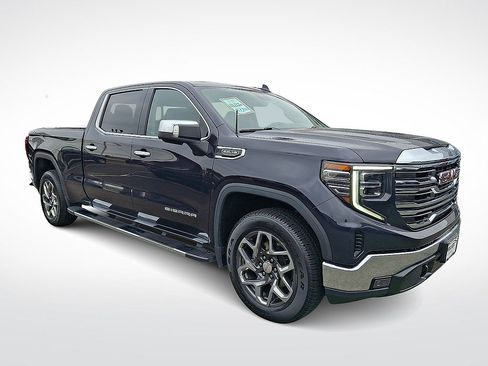Used 2024 GMC Sierra 1500 SLT w/ SLT Convenience Package AWD/4WD image 1