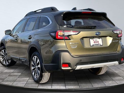 Certified 2025 Subaru Outback Limited image 11