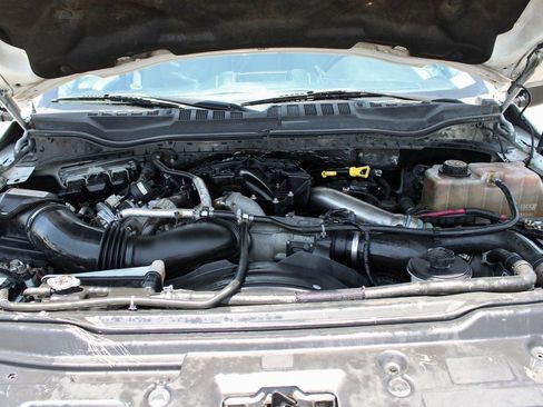 Used 2017 Ford F450 XL w/ Power Equipment Group RWD image 12