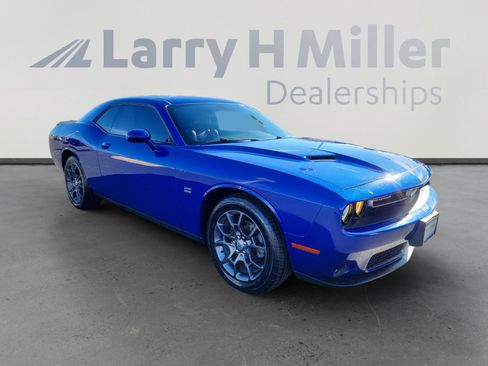 Used 2018 Dodge Challenger GT w/ Driver Convenience Group image 7