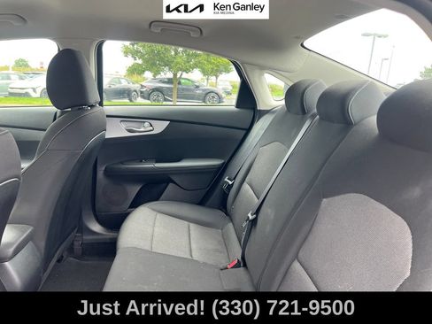 Certified 2024 Kia Forte LXS w/ LXS Technology Package FWD image 10