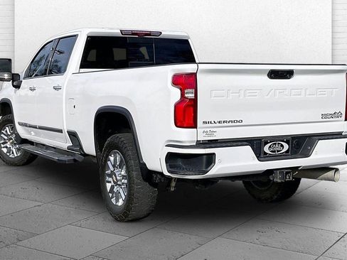 Used 2024 Chevrolet Silverado 3500 High Country w/ Technology Package image 3