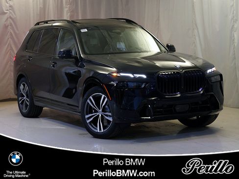 Used 2027 BMW X7 xDrive40i w/ M Sport Package AWD/4WD image 1