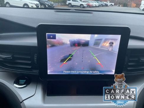 Used 2023 Ford Explorer XLT image 21