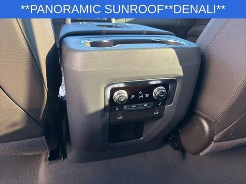 Used 2023 GMC Yukon Denali image 24