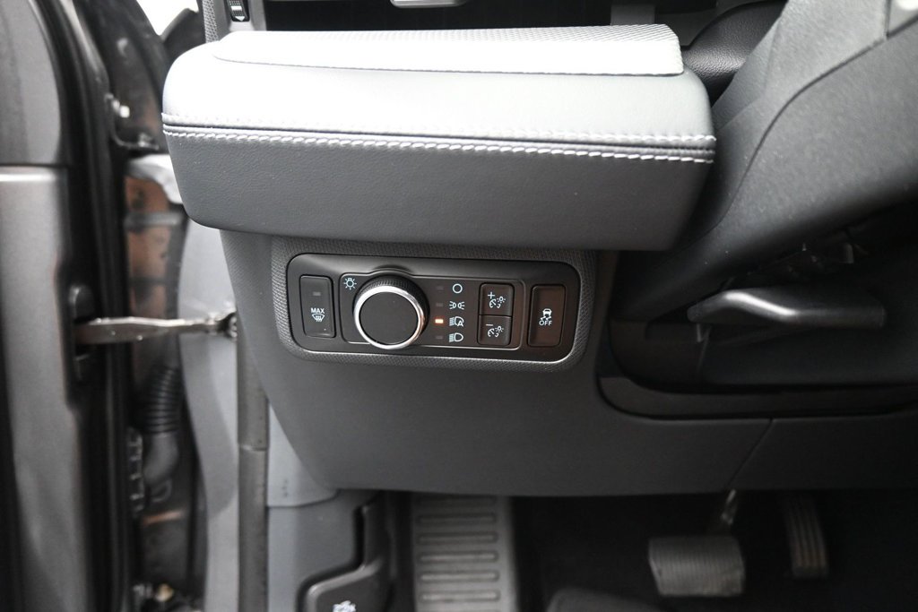 Used 2023 Ford Mustang Mach-E Select RWD image 13