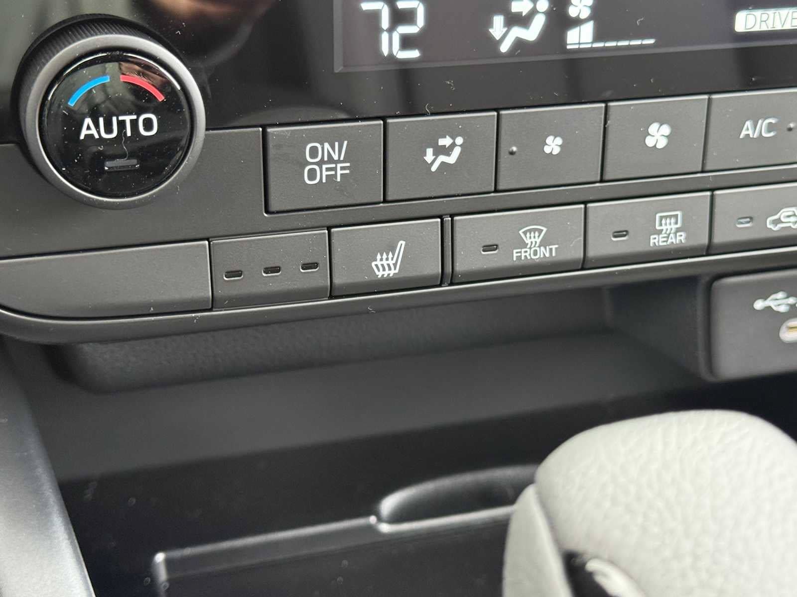 New 2026 Subaru Outback Limited AWD/4WD image 18