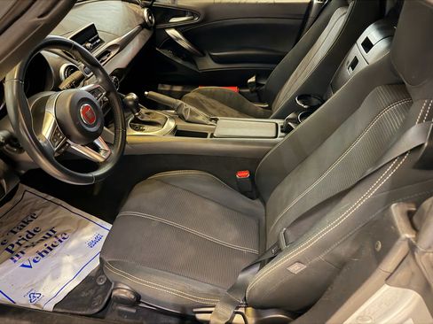 Used 2017 FIAT 124 Spider Classica image 14