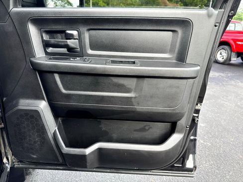 Used 2018 RAM 1500 Express w/ Express Value Package image 18