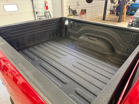 Used 2026 RAM 2500 Big Horn AWD/4WD image 16