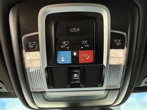 Used 2025 RAM 1500 Lone Star image 23