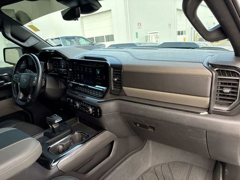 Used 2023 Chevrolet Silverado 1500 ZR2 w/ Technology Package image 28