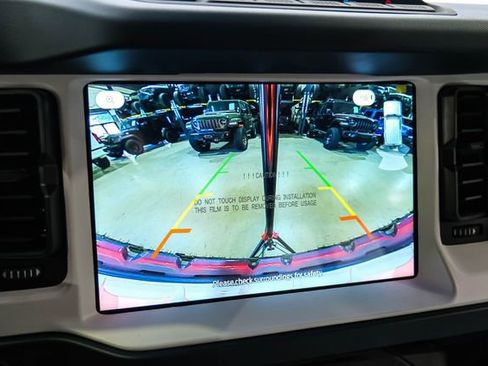 Used 2025 Ford Bronco Heritage Edition AWD/4WD image 63