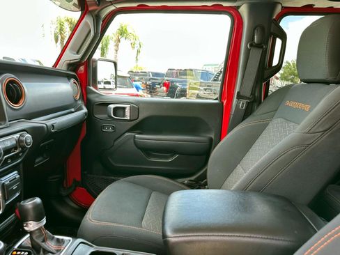 Certified 2022 Jeep Gladiator Mojave w/ Trailer Tow Package image 22